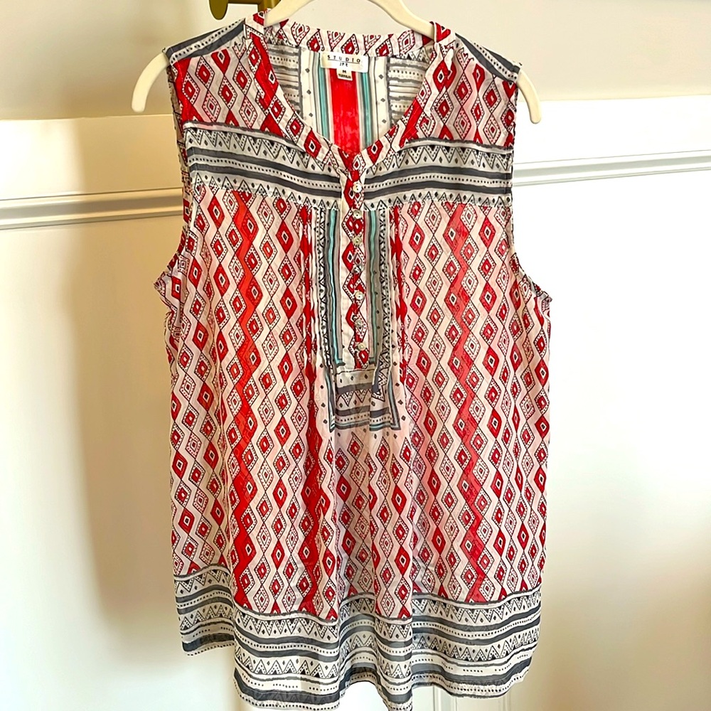 Studio by JPR Women’s Sleeveless Top Size M